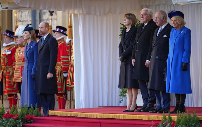 Kate und William schlossen sich auch hier dem Königspaar und dem deutschen Bundespräsidentenpaar ...