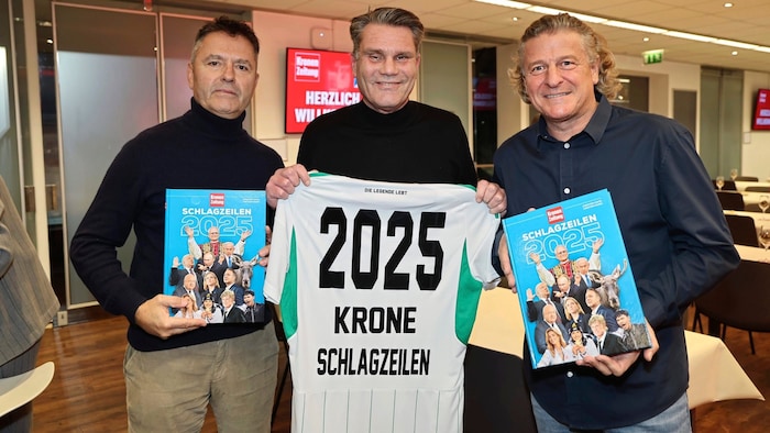 Wacker-Präsident Johannes Rauch (Mitte) und Eishockey-Urgestein HCI-Boss Günther Hanschitz (li.) ...