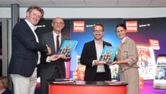 Hoher Besuch bei der „Krone“-Schlagzeilenbuch-Präsentation: VP-Landeshauptmann Anton Mattle und ...