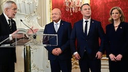 Die Bezüge von Bundespräsident, Regierungsmitgliedern, Nationalratsabgeordneten und ...