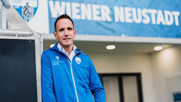 Neo-Coach Robert Weinstabl soll die Neustädter zurück in die 3. Liga führen.