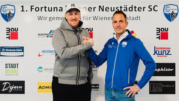 Neustadts Vorstandsmitglied Marco Meitz (li.) und Neo-Trainer Robert Weinstabl
