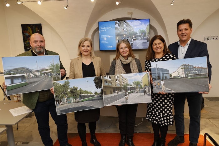 Präsentierten die neue Linie: Mark Perz (Holding Graz), Vizebürgermeisterin Judith Schwentner, ...