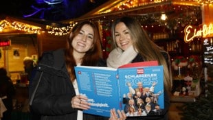 Am Christkindlmarkt am Eisernen Tor in Graz wurde am Mittwoch das „Krone“-Schlagzeilenbuch ...