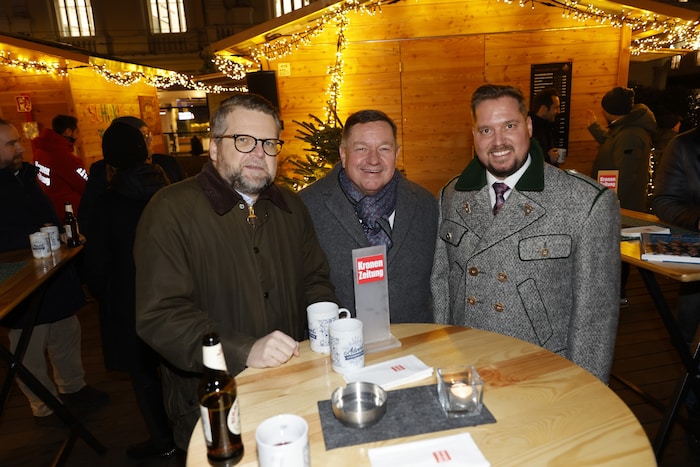 Polit-Gipfel: Hannes Schwarz (li.), Werner Amon (M.) und Marco Triller.