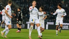 Doppelpacker Nikolai Baden Frederiksen jubelt über den WSG-Sieg bei Meister SK Sturm Graz …