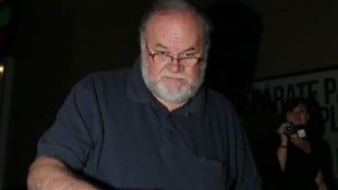 Thomas Markle, Vater von Herzogin Meghan, liegt nach einer Not-OP in einem Spital auf den ...