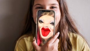 Was in den Debatten um Social-Media-Verbote bislang weitgehend fehlt, sind die Stimmen der ...