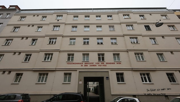 Gemeindebau in der Leebgasse 94 bis 96 in Favoriten: Ein eigener Bericht widmet sich der ...