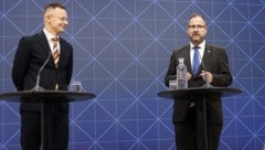 Von links: Ungarns Außenminister Peter Szijjártó und FPÖ-Generalsekretär Christian Hafenecker