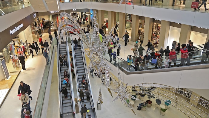 Nach dem ersten Einkaufswochenende im Advent zieht der Tiroler Handel eine positive Bilanz. ...