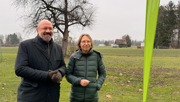 Bernie Weber und Juliane Alton kämpfen gegen Bodenfraß.