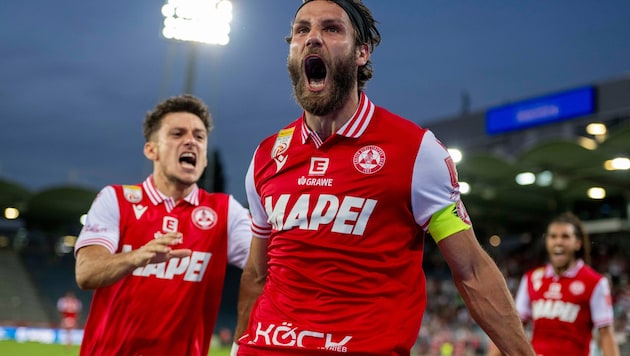 Daniel Maderner und Co. wollen den ersten Derbyseit seit über 19 Jahren bejubeln.