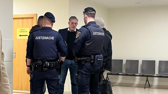 Verteidiger Florian Höllwarth plädierte auf einen Freispruch im Zweifel.