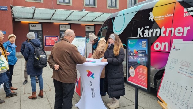 Viele Kärntner informieren sich über die neuen Abfahrtszeiten.