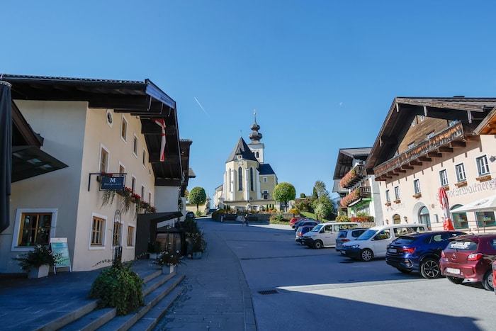 Der Marktplatz ist noch immer das Zentrum der Gemeinde...