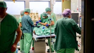 Imre Antal Auf das Personal in den Spitälern und Operationssälen könnten weitere Einsparungen zurollen.