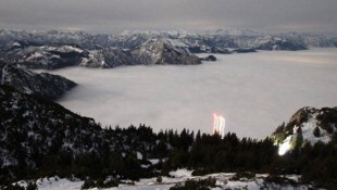 Die dichte Nebeldecke erschwerte den Einsatz.