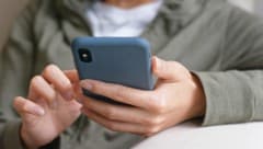 Immer mehr bestellen online, doch der stationäre Handel bleibt beliebt.