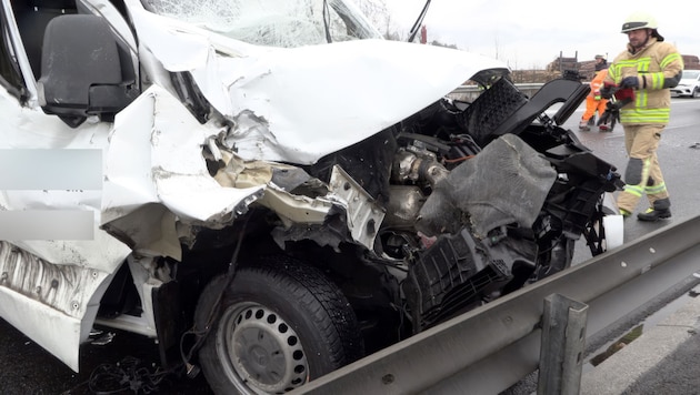 Das Unfallwrack auf der A14.
