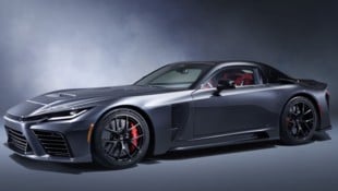 Der Toyota GR GT kommt auch als GR GT3 für die Rennstrecke (siehe unten).