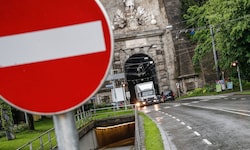 Im Neutor wird eine Zufahrt zu den Festspielhäusern errichtet.