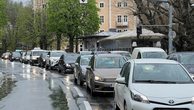 Kommen bald rigorose Sperrzonen auf die Salzburger zu? Die Grünen wollen sich hier an ...