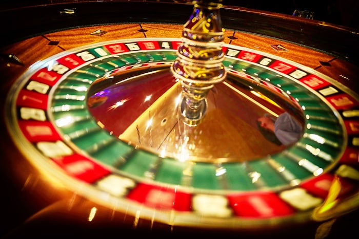 Mehr als am Roulettetisch lukrieren Glücksspielanbieter heute online.