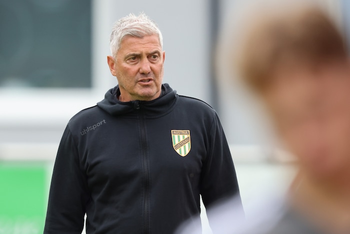 Austria-Trainer Markus Mader fordert einen Sieg gegen Liefering.