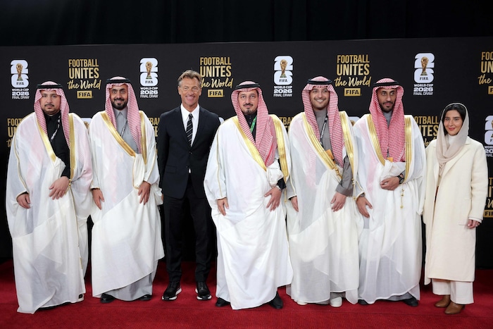 Saudi Arabia team boss Herve Renard with his delegation