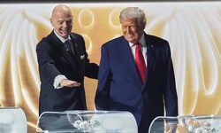 Vor allem die FIFA-Auszeichnung für US-Präsident Donald Trump wird heftig kritisiert.