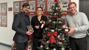 Weihnachtlicher Tag des Honigs: Patrik Grausberg, der Obmann des Landesverbandes für Bienenzucht ...