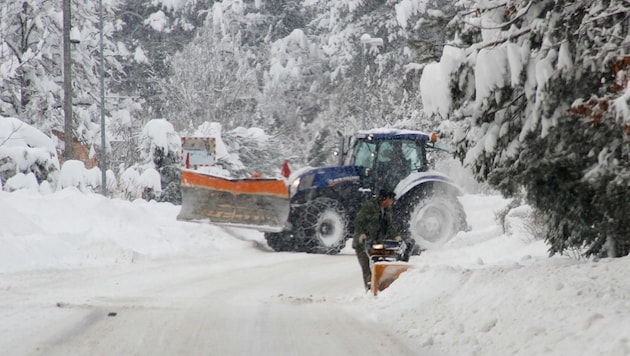 Noch liegt nicht so viel Schnee, doch ein Schneepflugeinsatz war in Bad Bleiberg schon notwendig ...
