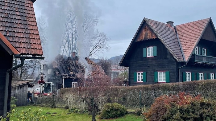Das in weststeirischem Stil erbaute Haus ist schwer beschädigt.