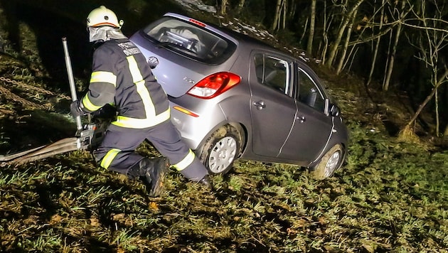 Das Auto blieb beim „Ausritt“ unbeschädigt.