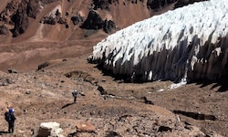Der Tapado-Gletscher, ein Beispiel für einen Gletscher in der trockenen Landschaft der südlichen ...
