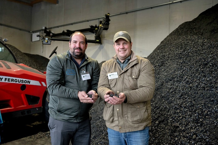 Die Chefs der neuen Anlage: Georg Hauer (li.) und Franziskus Seilern-Aspang ziehen aus der ...