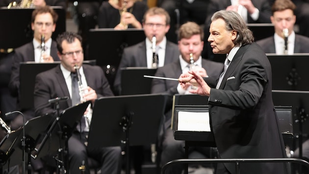 Die Salzburg Wind Philharmonic setzt sich aus international renommierten Musikern zusammen.
