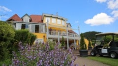 Allein auf der Panorama-Terrasse haben 105 Gäste Platz.