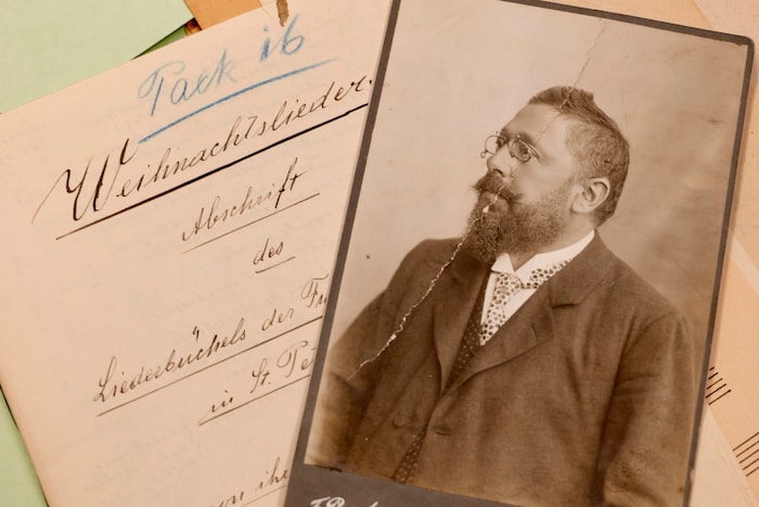 Der Vordernberger Volksschul- lehrer Viktor Zack sammelte Weisen aus der gesamten Monarchie und ...