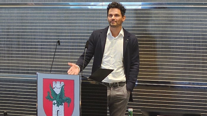 Prüfer Ulrich Kraßnig gab im Gemeinderat Auskünfte. Jetzt klagt er.