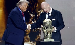 Donald Trump (l.) und Gianni Infantino (r.)