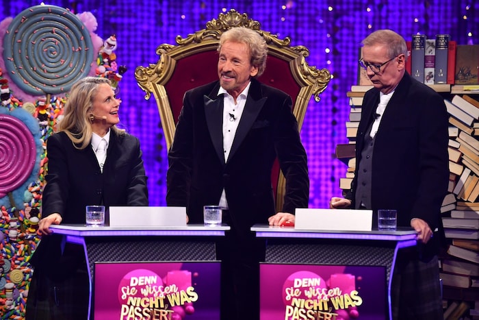 Schöneberger, Gottschalk und Jauch mussten raten, wer denn jünger ist: der Entertainer oder ...