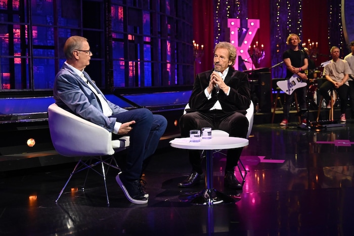 Gottschalk chatted with Jauch about his retirement, but also touched on unpleasant topics such ...