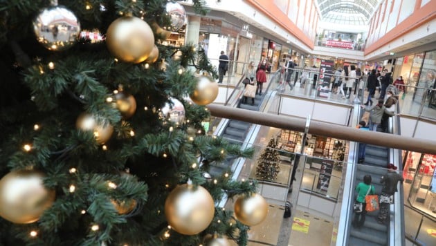 Der Handel ist mit dem Weihnachtsgeschäft bislang zufrieden.