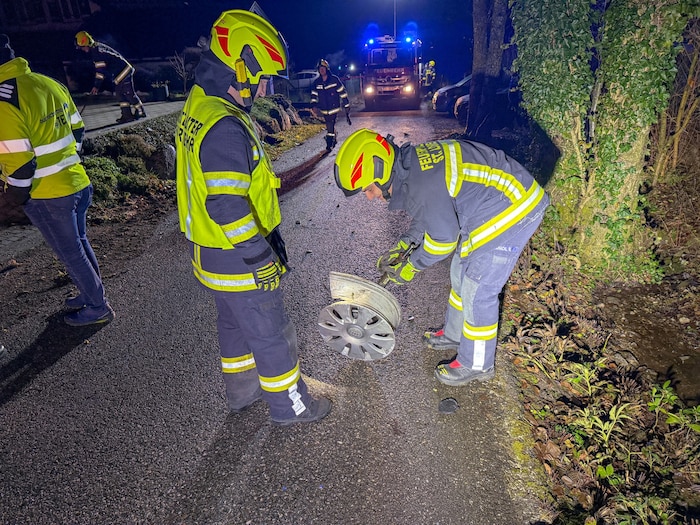 Ein Wrackteil, weit entfernt von der Unfallstelle.