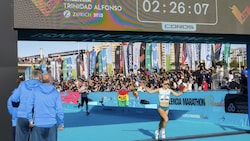 Julia Mayer beim Zieleinlauf