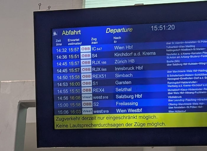 Rund zwei Stunden Verspätung für Reisende am langen Wochenende