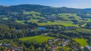 In Hauzenberg stieß die Polizei auf das Auto des vermissten Welsers – von ihm fehlt noch jede ...