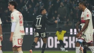 Maurice Malone drehte nach seinem 2:0 im Derby gegen den GAK jubelnd ab.